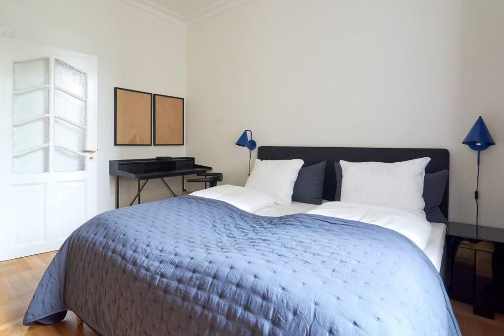 Spacious 3 Bedroom Manor Flat Next To Tivoli Copenhaga Exterior foto